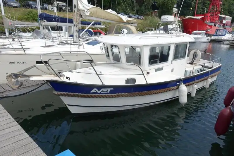 Kapal kerja kanggo didol