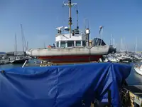 Kapal kerja kanggo didol
