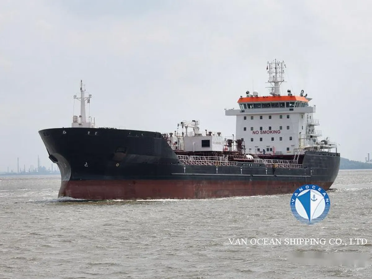 Kapal tanker minyak/bahan kimia kanggo didol