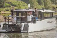 Kapal kontainer kanggo didol