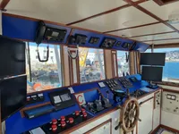 Kapal kerja kanggo didol