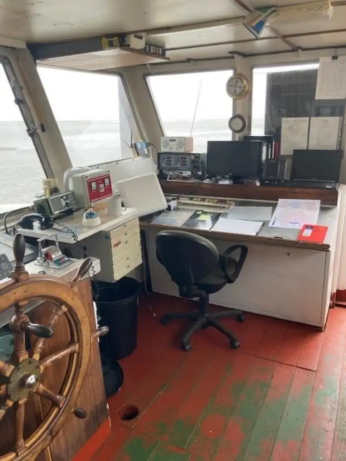 Kapal dredger kanggo didol