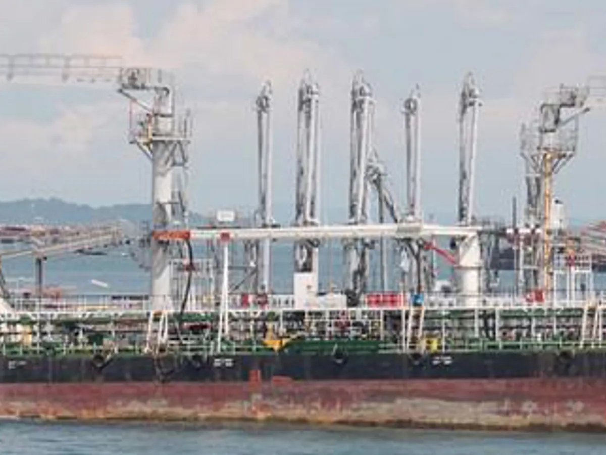 Kapal tanker minyak/bahan kimia kanggo didol