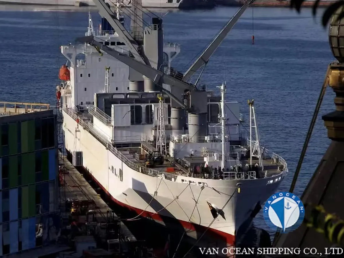 Kapal reefer kanggo didol