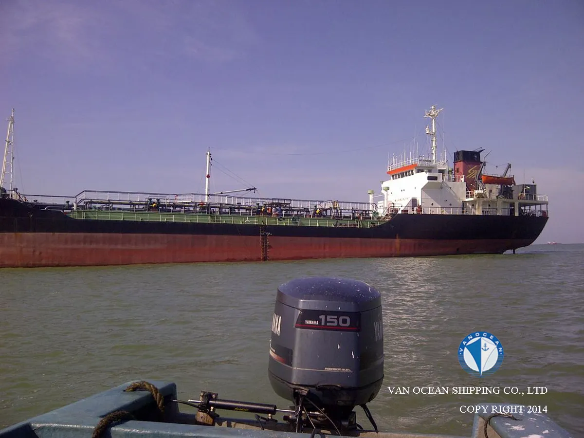 Kapal tanker minyak/bahan kimia kanggo didol