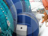 Kapal trawler berkas kanggo didol