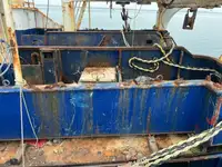 Kapal trawler kanggo didol