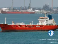 Kapal tanker minyak/bahan kimia kanggo didol