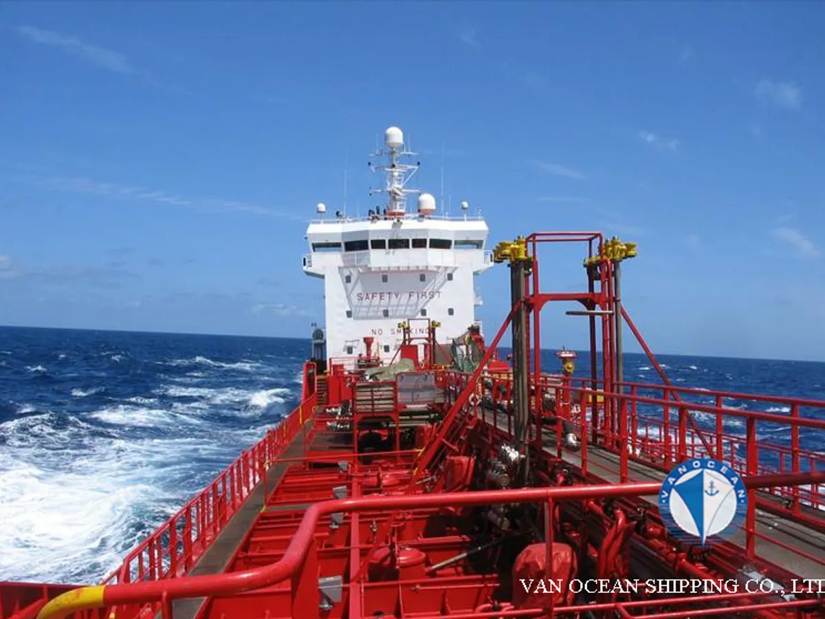 Kapal tanker minyak/bahan kimia kanggo didol
