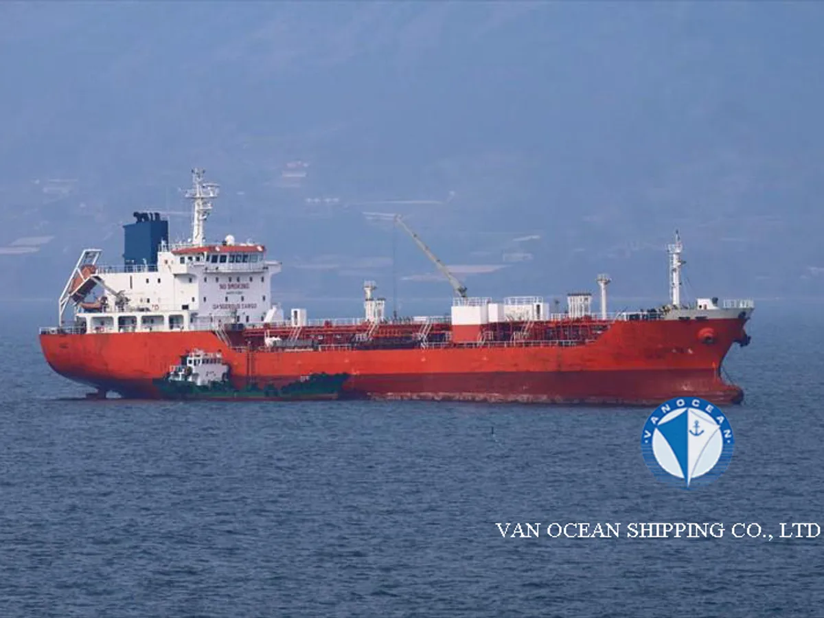 Kapal tanker minyak/bahan kimia kanggo didol