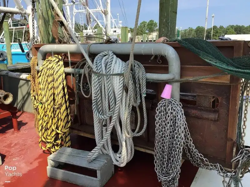 Kapal trawler kanggo didol