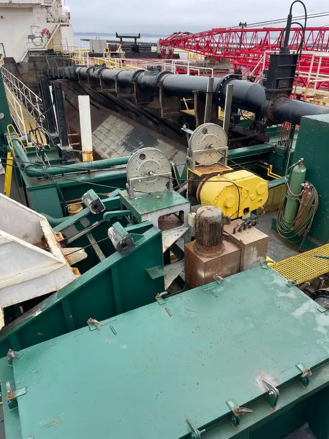 Kapal dredger kanggo didol