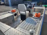 Kapal kerja kanggo didol