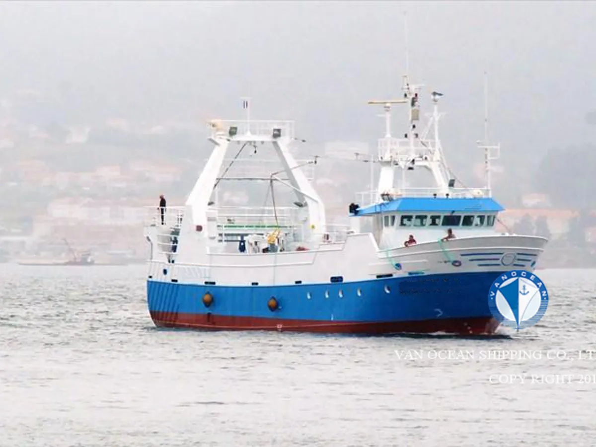Kapal trawler kanggo didol