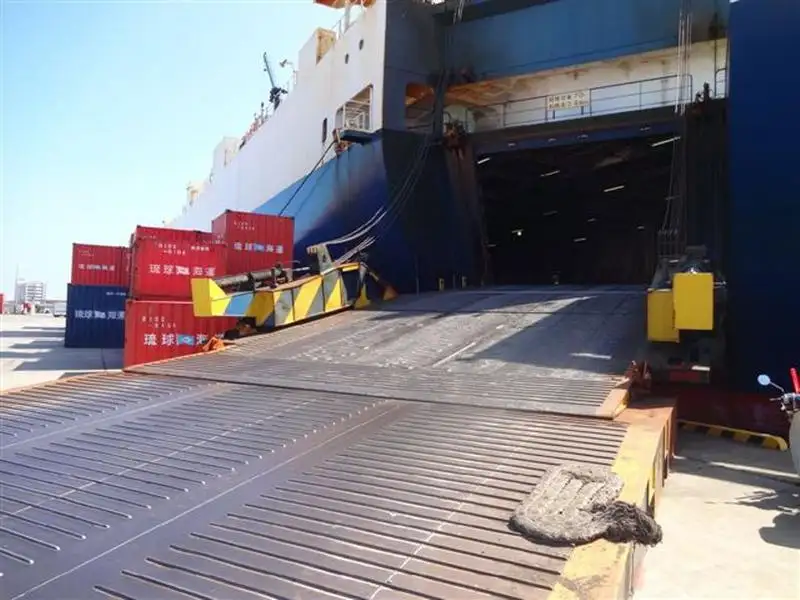Kapal reefer kanggo didol