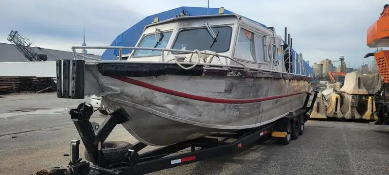 Kapal kerja kanggo didol