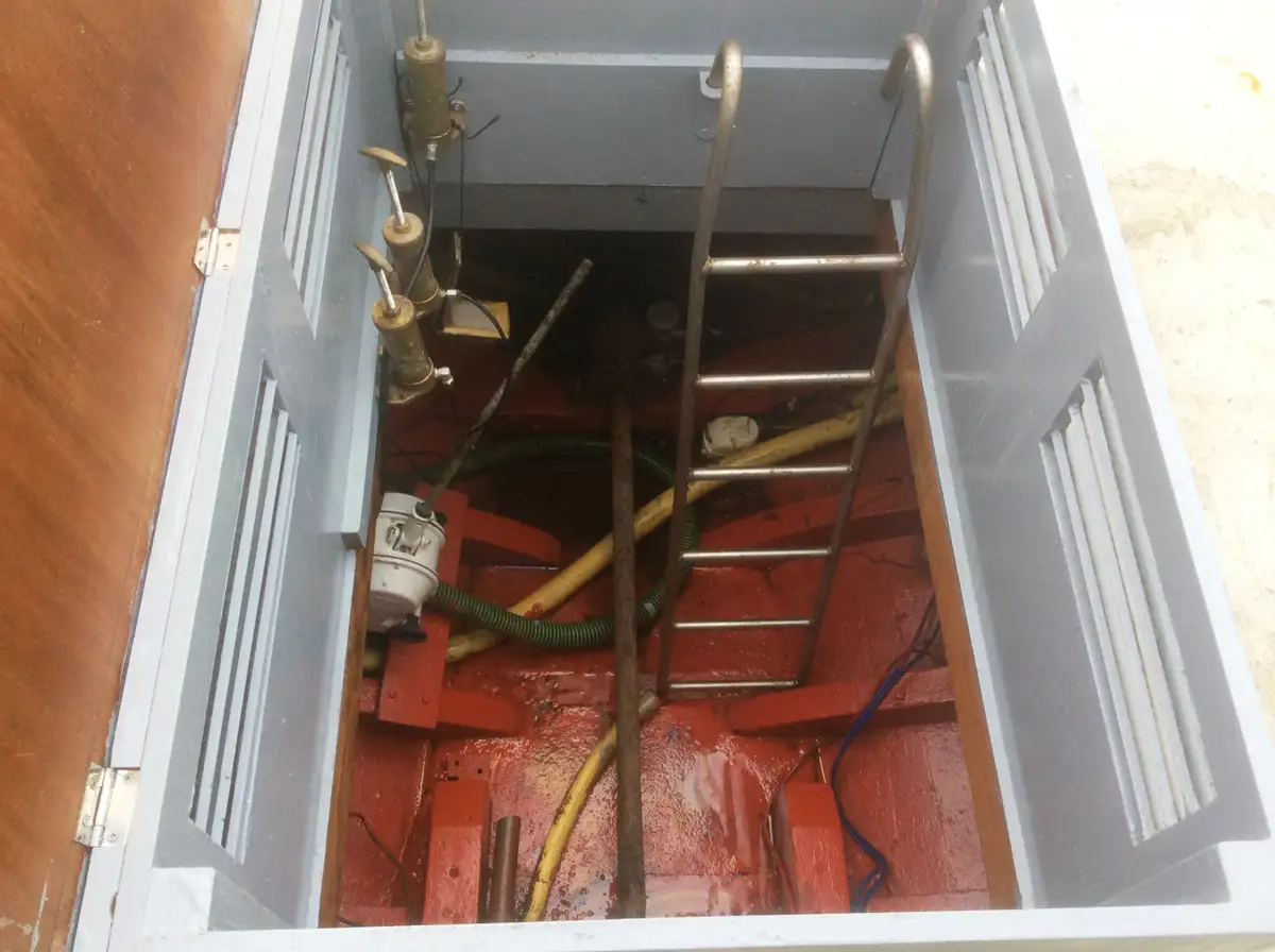 Kapal cutter kanggo didol
