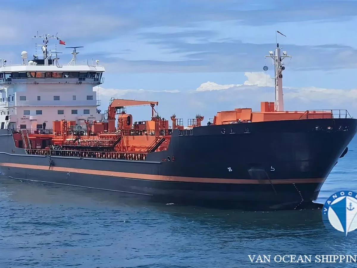 Kapal tanker minyak/bahan kimia kanggo didol