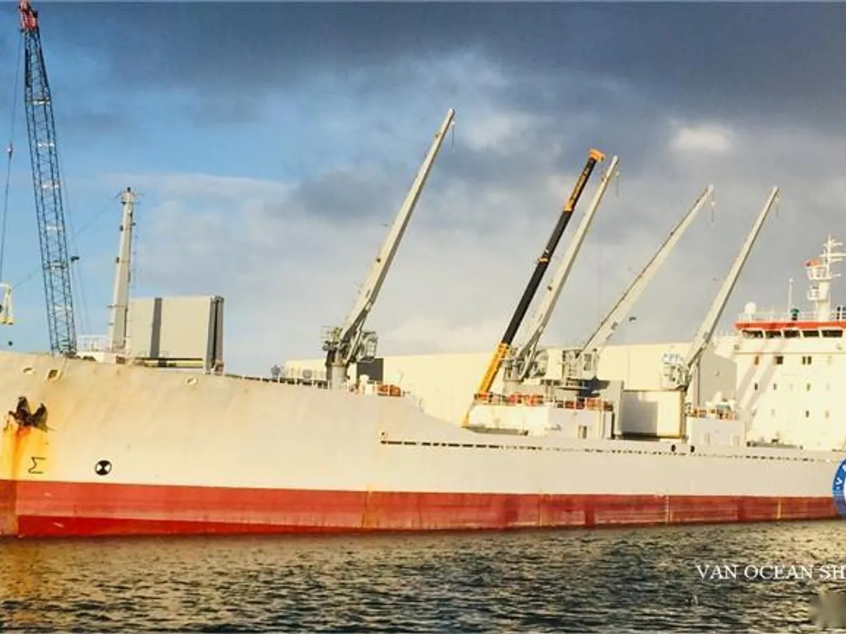 Kapal reefer kanggo didol