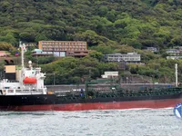 Kapal tanker minyak/bahan kimia kanggo didol