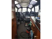 Kapal kerja kanggo didol