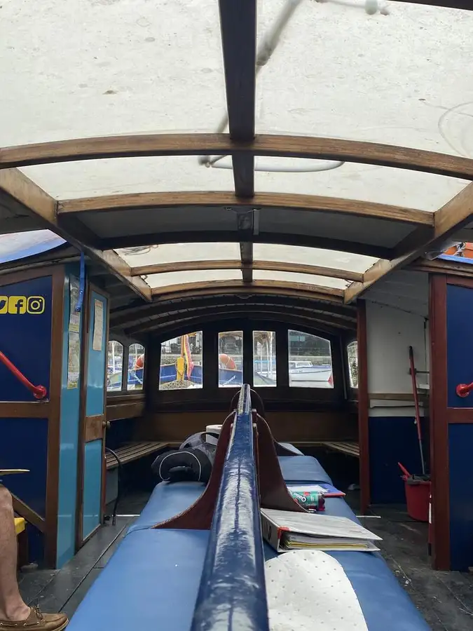 Kapal feri kanggo didol