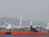 Kapal tanker minyak/bahan kimia kanggo didol