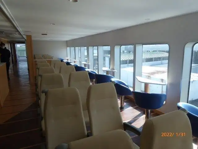 Kapal feri kanggo didol