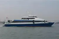 Katamaran kanggo didol
