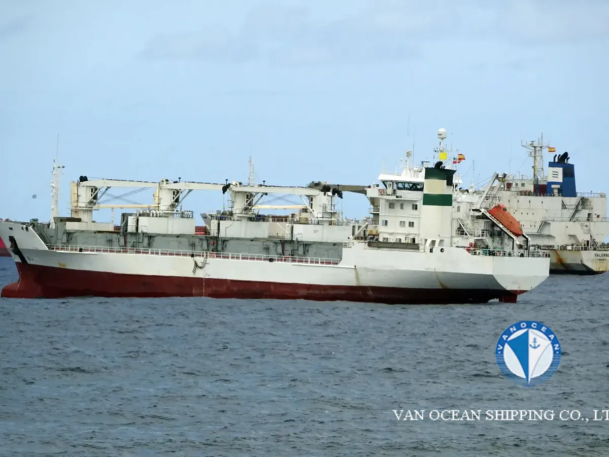 Kapal reefer kanggo didol