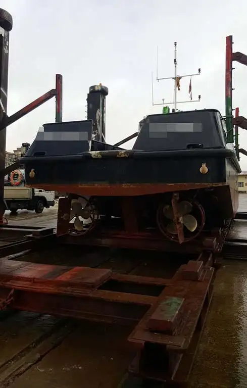 Kapal kerja kanggo didol