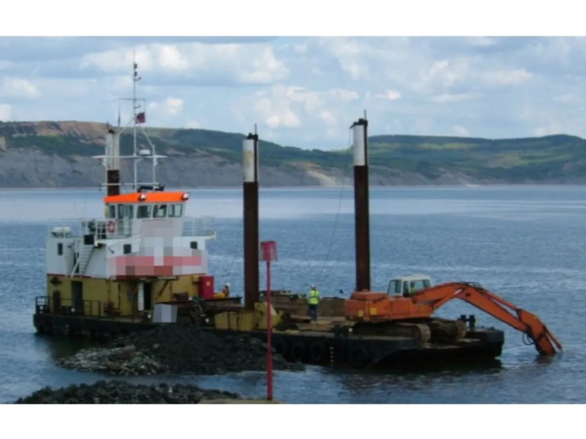 Kapal dredger kanggo didol