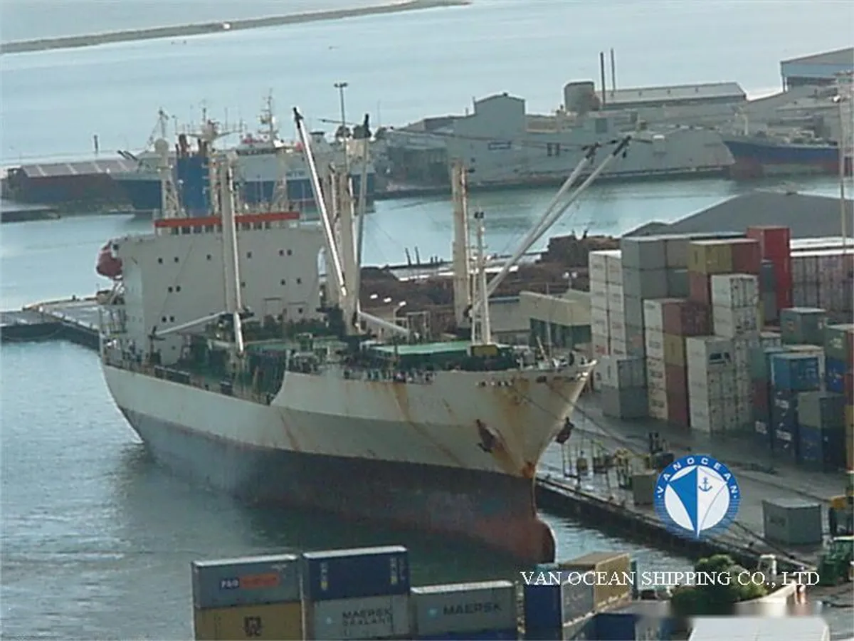 Kapal reefer kanggo didol