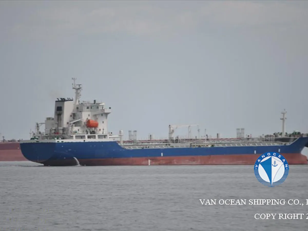 Kapal tanker minyak/bahan kimia kanggo didol