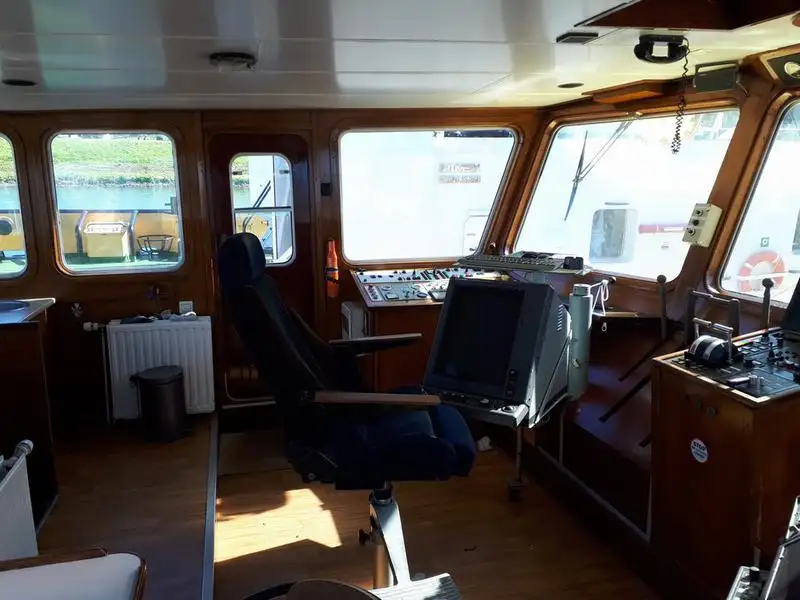 Kapal dredger kanggo didol
