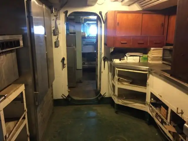 Kapal pendaratan, tangki kanggo didol