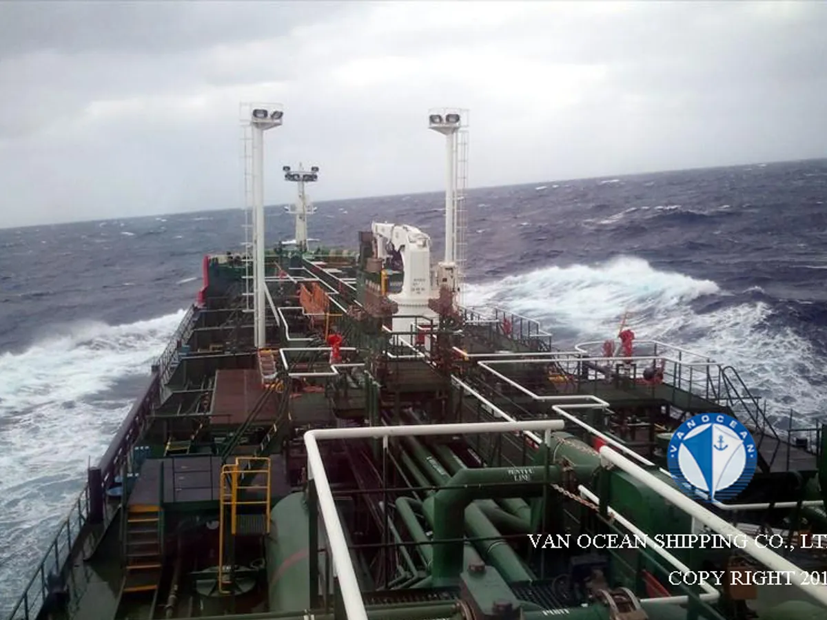 Kapal tanker minyak/bahan kimia kanggo didol