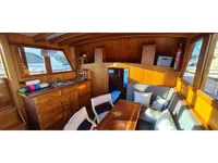 Yacht kanggo didol