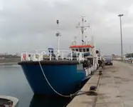 Kapal kerja kanggo didol