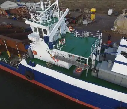 Kapal dredger kanggo didol