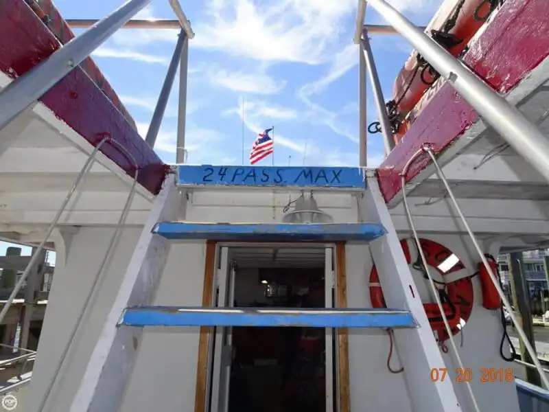 Kapal cutter kanggo didol