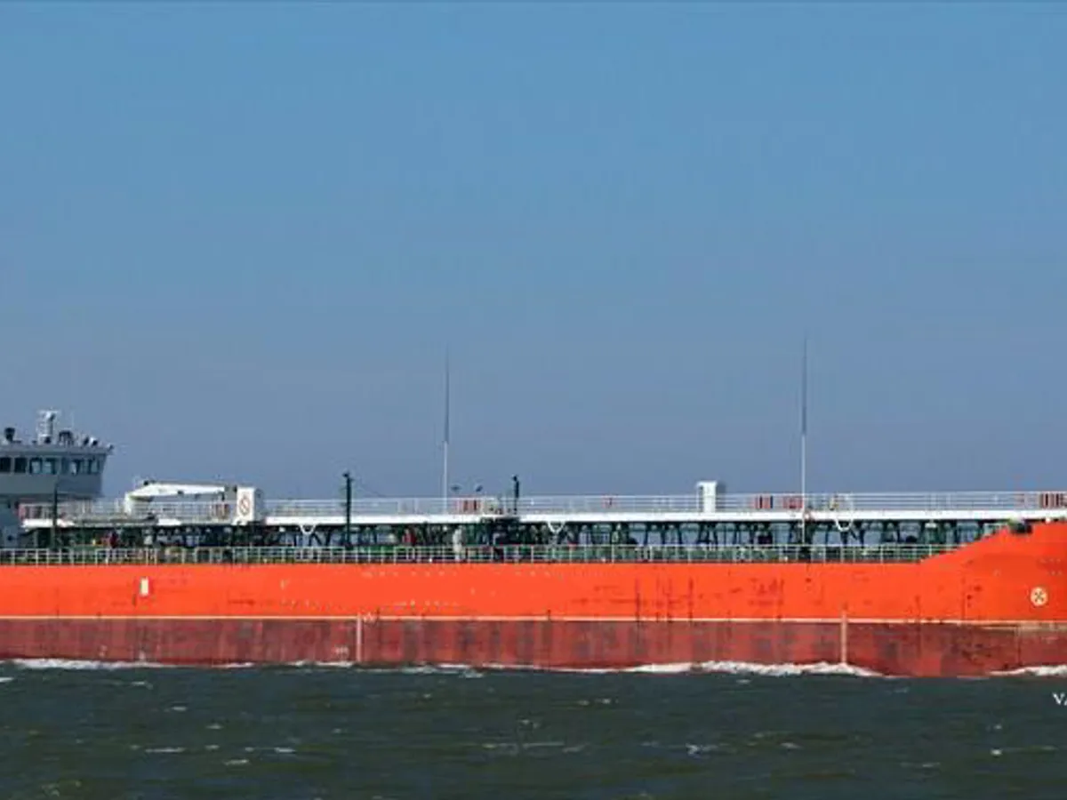 Kapal tanker minyak/bahan kimia kanggo didol