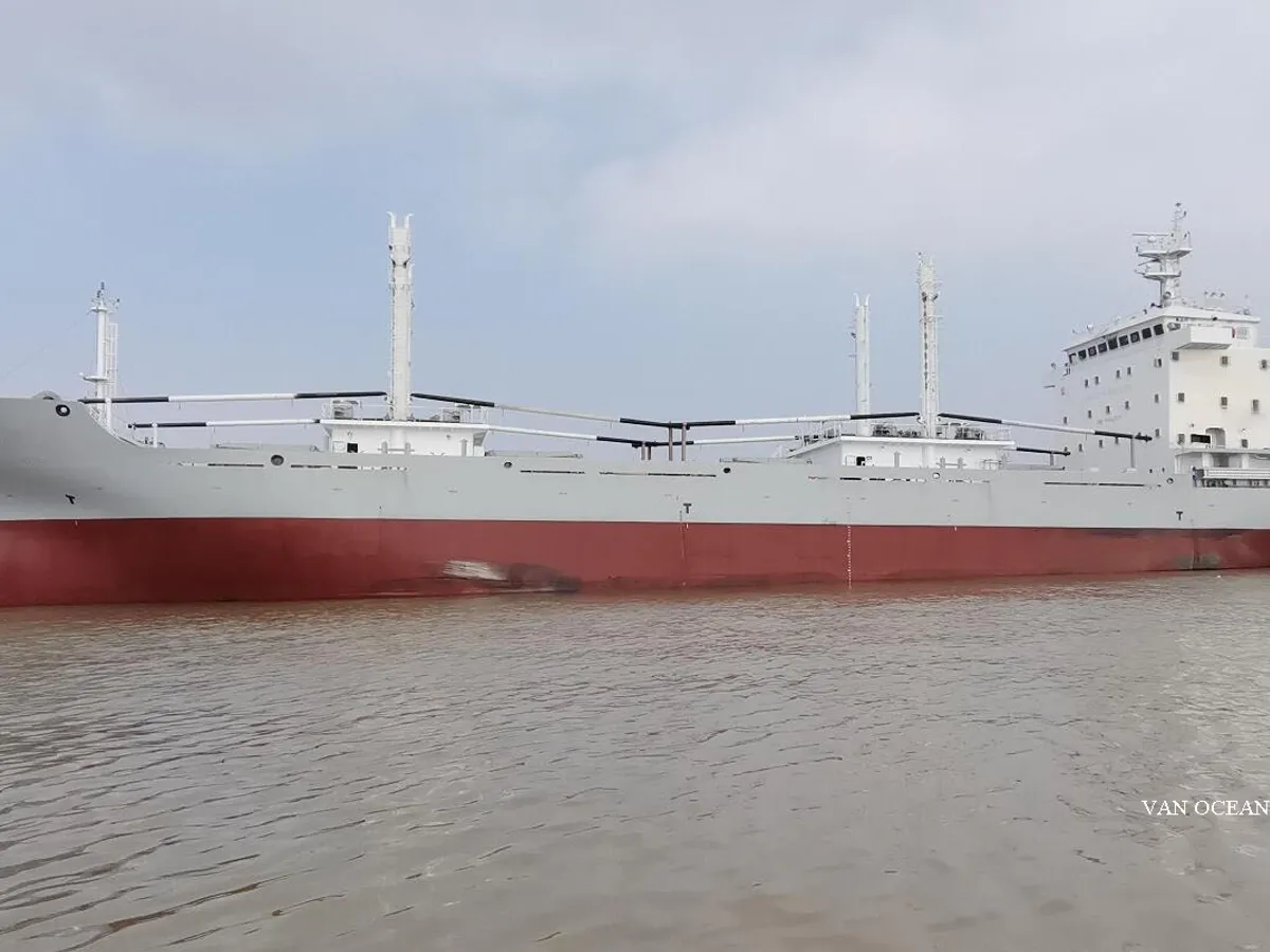 Kapal reefer kanggo didol