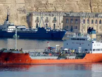 Kapal tanker minyak/bahan kimia kanggo didol