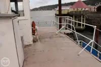 Kapal feri kanggo didol