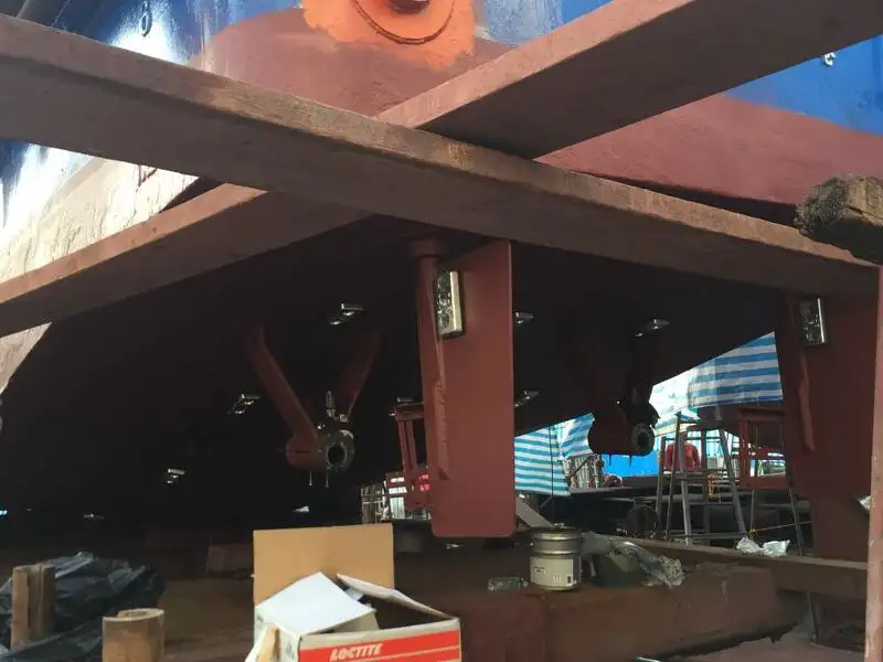 Kapal kerja kanggo didol