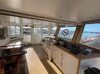Kapal kontainer kanggo didol