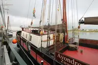 Yacht kanggo didol