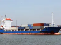 Kapal kontainer kanggo didol