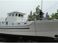 Kapal trawler kanggo didol